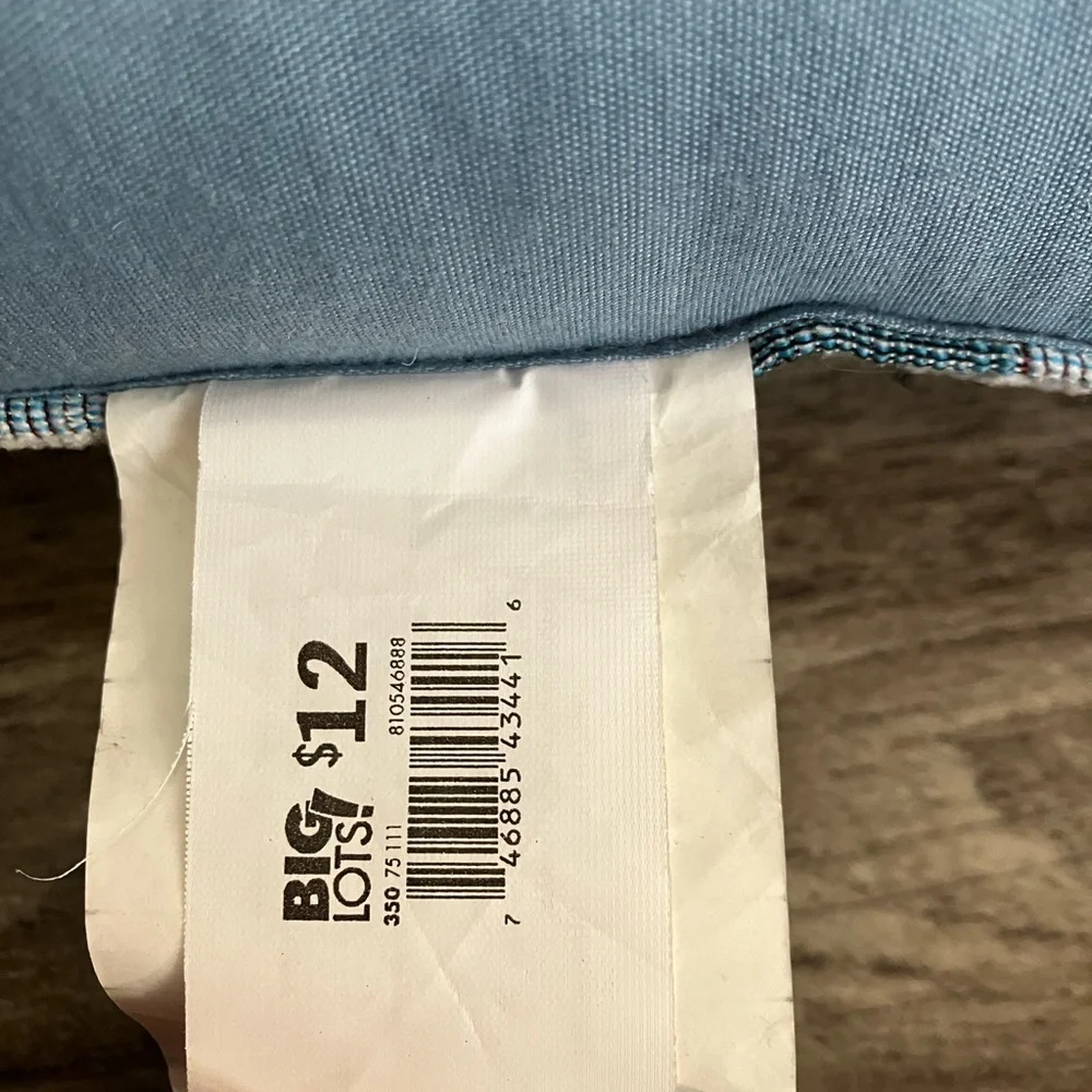 Vintage Style Blue Truck Pillow - Picture 4 of 5